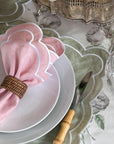 Green Scallop Napkins. 100% linen. Grønn linserviett og underlag